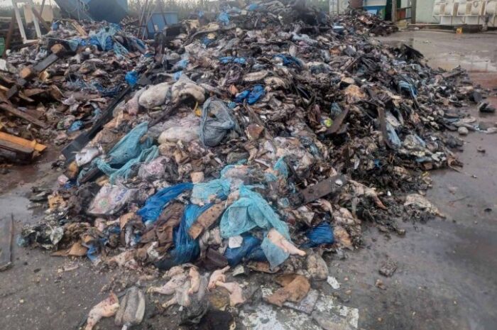 Τρεις συλλήψεις και δώδεκα ταυτοποιήσεις για τον παράνομο ενταφιασμό αποβλήτων από την καμένη μονάδα της Κέρκυρας (video)