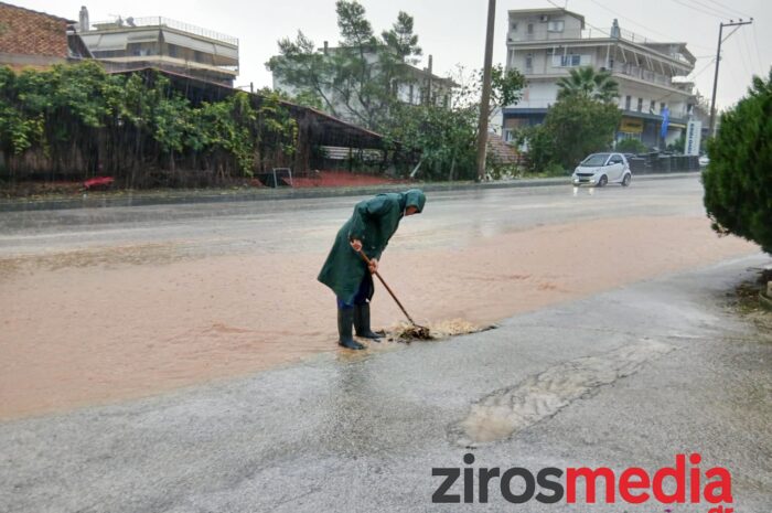 Σφοδρή Κακοκαιρία στη Φιλιππιάδα – Πλημμυρισμένοι Δρόμοι, Υπόγεια και Νέα Σοβαρά Προβλήματα στον Δήμο Ζηρού (video)